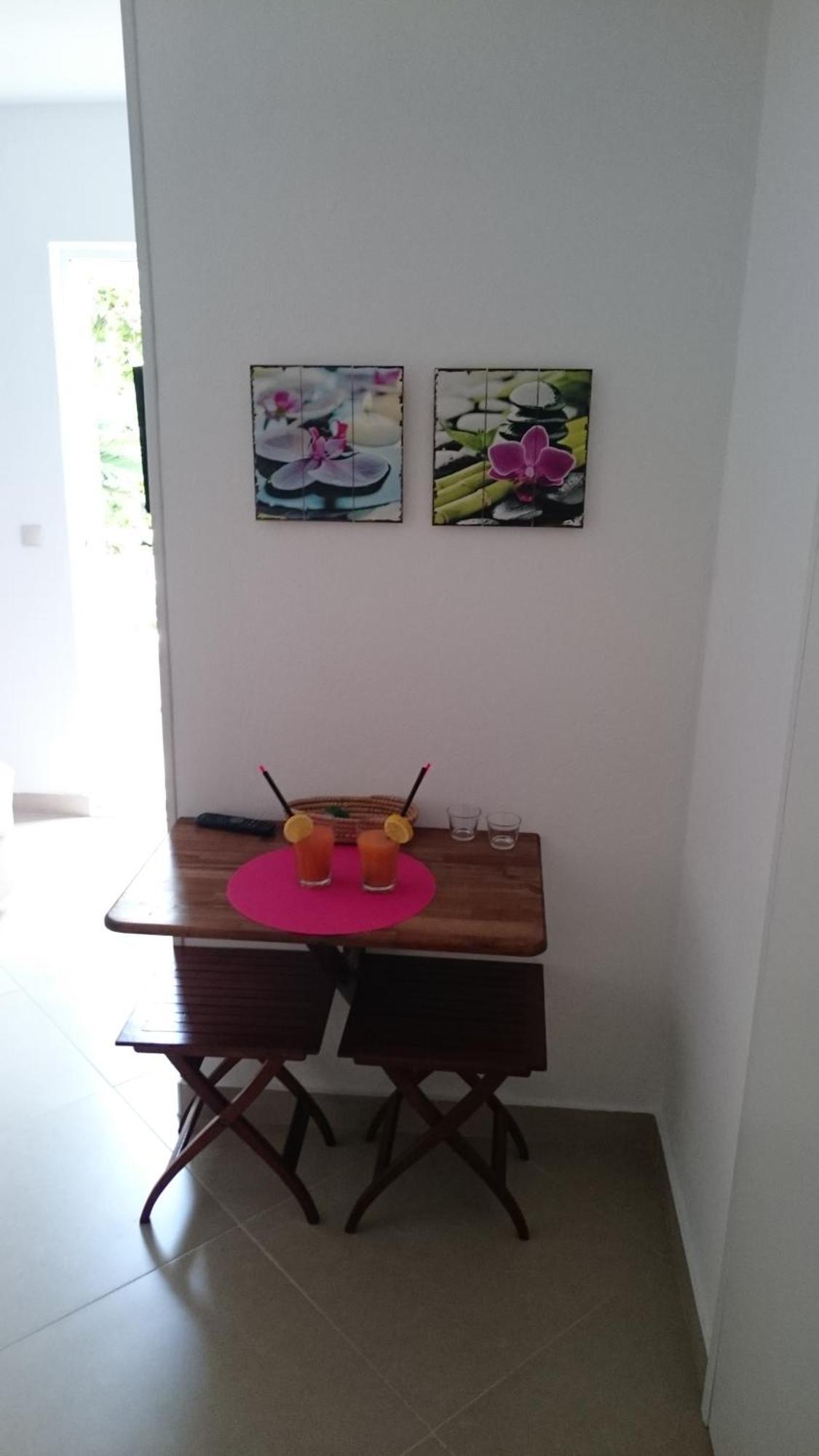 Apartments Mare ฮวาร์ ห้อง รูปภาพ